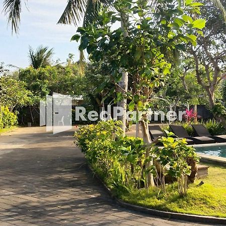 Pondok Sentana Guest House At Jalan Raya Uluwatu Redpartner Ungasan Exterior foto